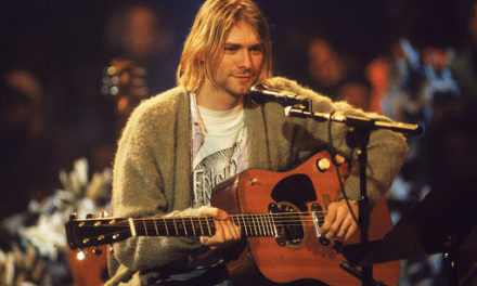 Subastan guitarra de Kurt Cobain usada en el MTV Unplugged