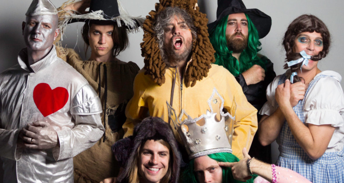 The Flaming Lips estrena «Dinosaurs on the Mountain»