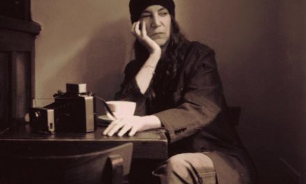 Patti Smith hará presentación y lectura de libro virtuales