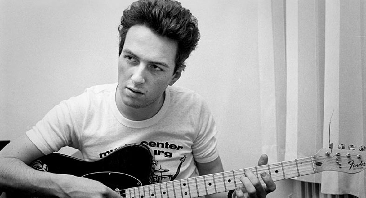 Josh Homme, Bruce Springsteen y más en homenaje a Joe  Strummer