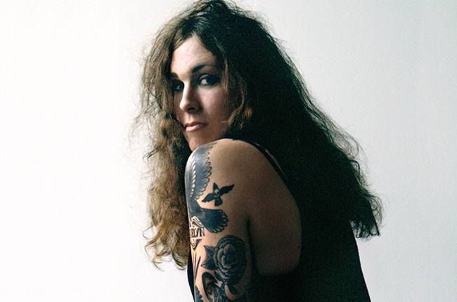 Laura Jane Grace, cantante de Against Me! presenta álbum