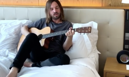 Kevin Parker de Tame Impala coverea «Jealous Guy» por cumpleaños de John Lennon