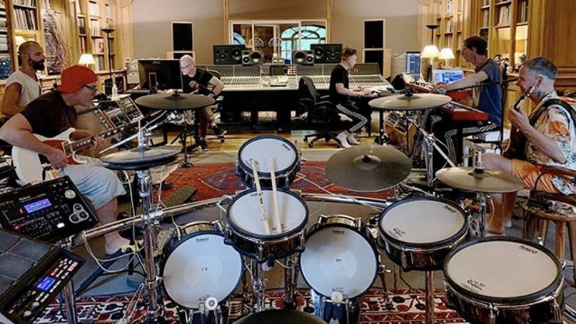 Rammstein comparte que están trabajando en nueva música