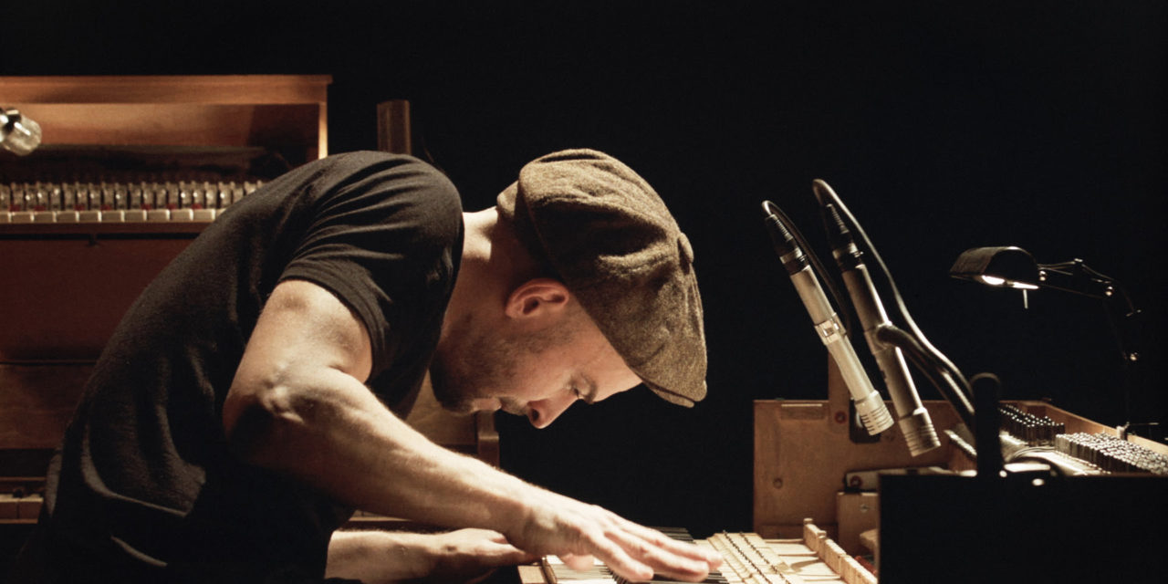 No te pierdas Tripping with Nils Frahm, disponible en Mubi