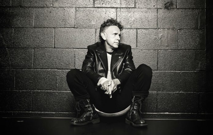 Martin Gore de Depeche Mode lanza «Howler»