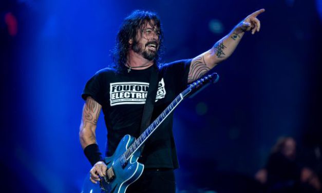 La razón por la que Dave Grohl nunca cantó en NIRVANA