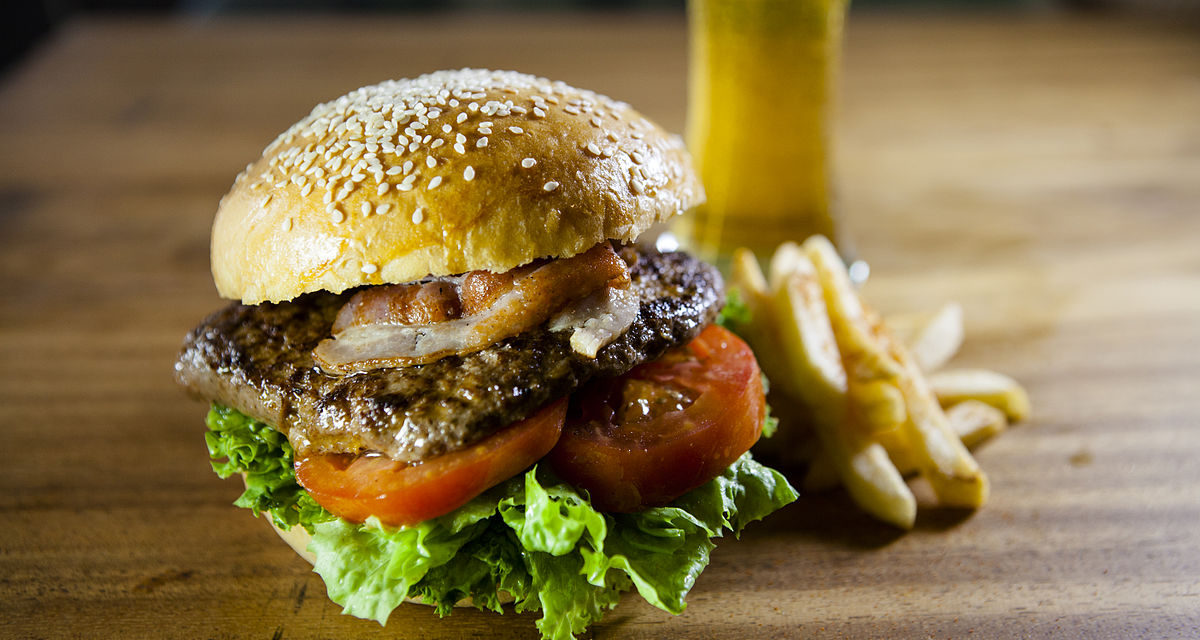 No dejes para mañana la hamburguesa que te puedes comer hoy: Celebra el día de la hamburguesa con las mejores de CDMX. 