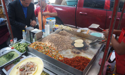 Lo más deli sobre la acera: Conoce algunos de los mejores puestos ambulantes de comida en CDMX. 