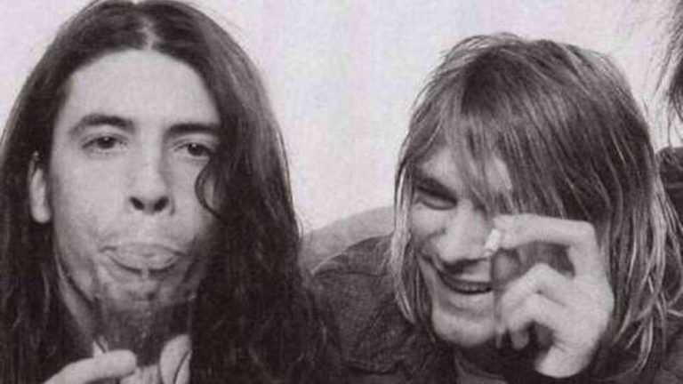 Dave_Grohl_Kurt_Cobain