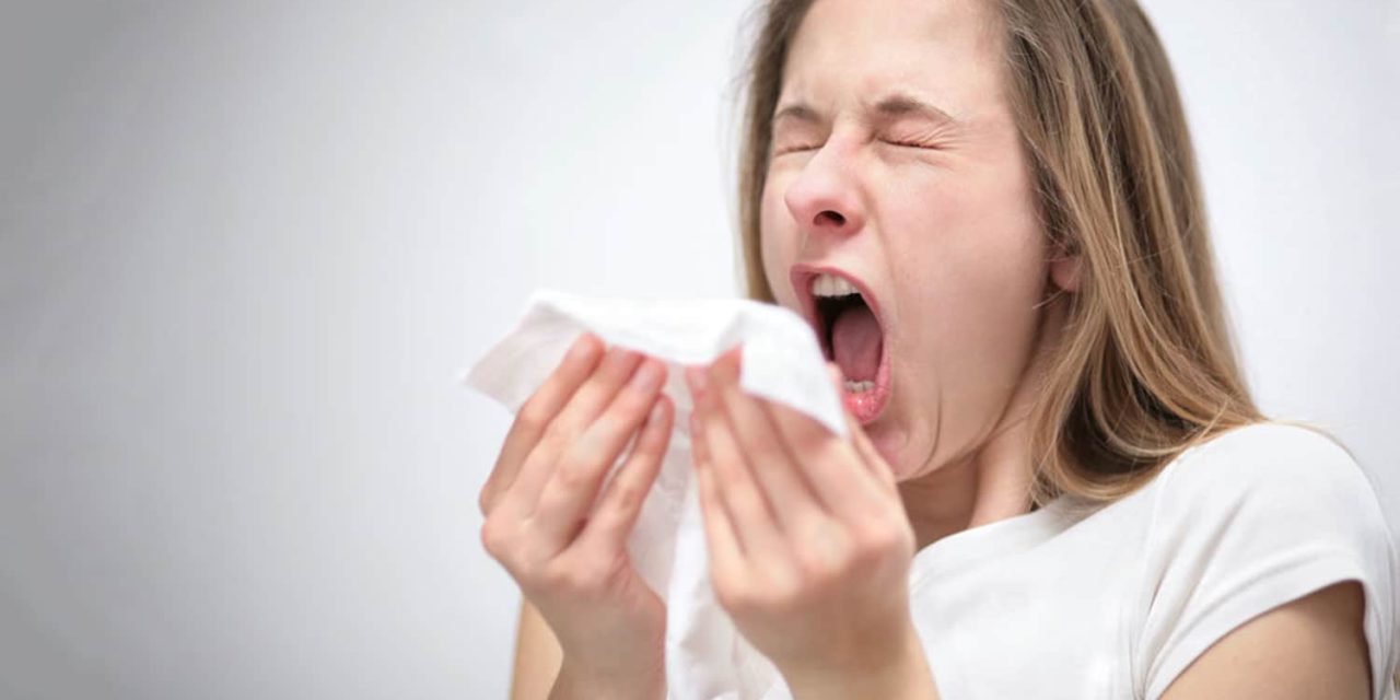 ¿Por qué decimos salud cuando una persona estornuda?