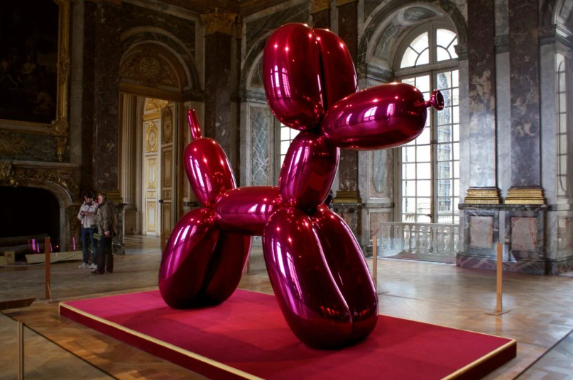 Balloon Dogs 